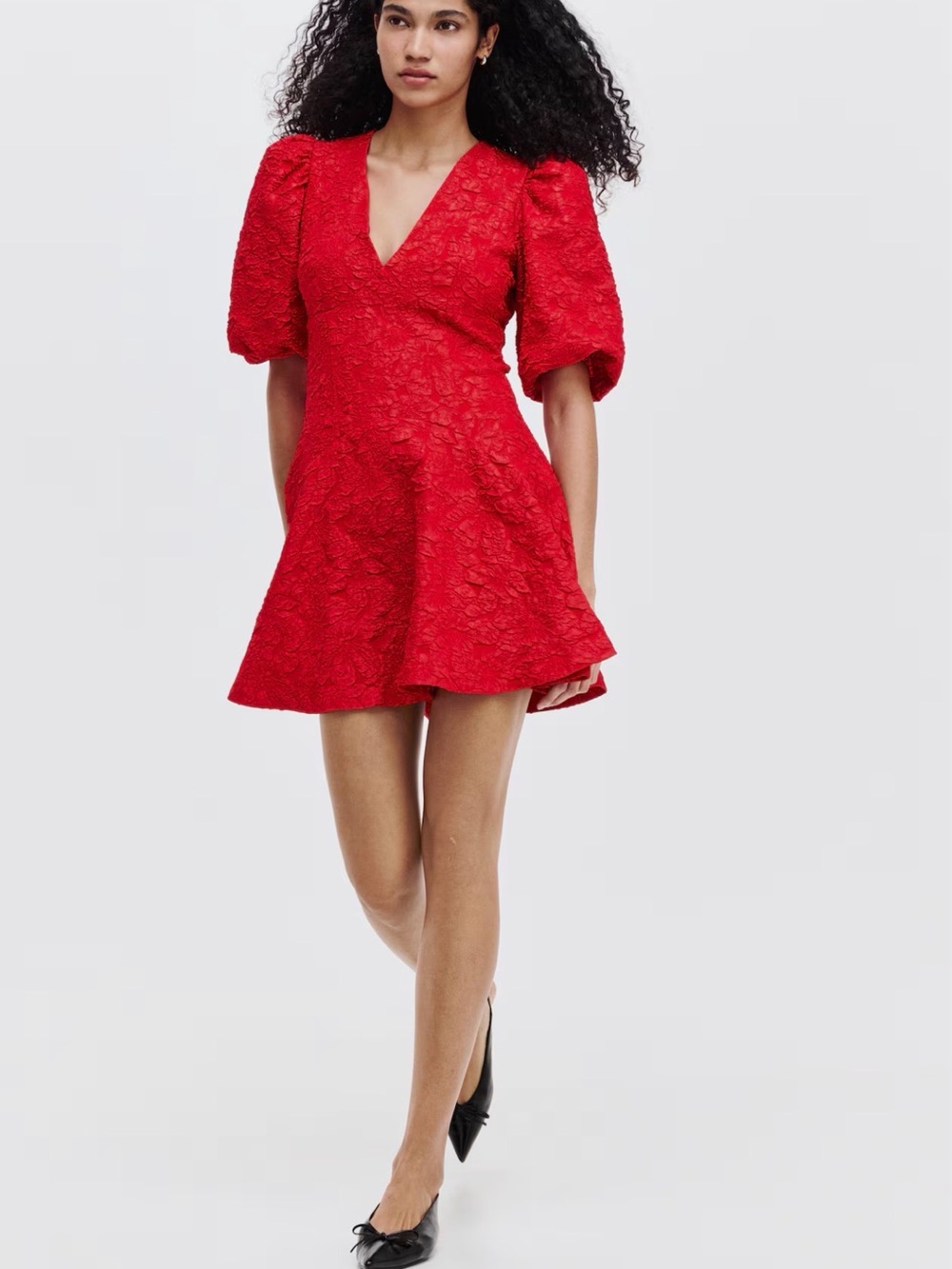 H&M Puff Sleeve dress Red Embellished Size XL NWT